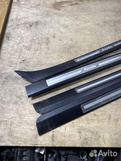 Накладка на порог салона Audi A8 4E2 BFM 2002-2005