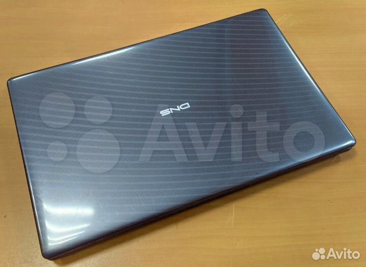 DNS W670SHQ/i5 4200/8GB/GT740/500GB/17.3