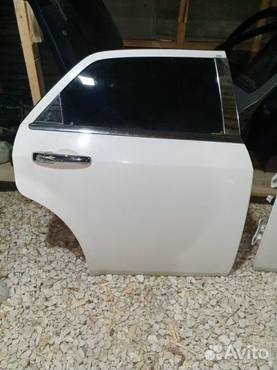 Дверь задняя Chrysler 300C Крайслер