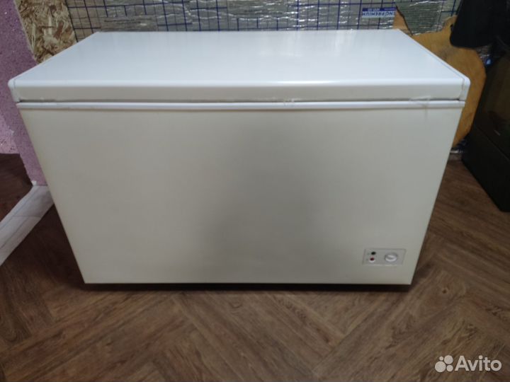 Продам морозильную камеру