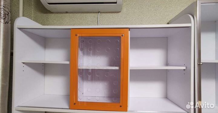 Школьный уголок, компьютерный стол