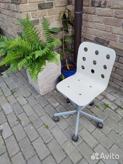 Стул икеа детский