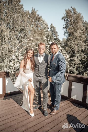 Ведущий на свадьбу