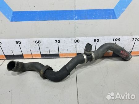 Патрубок системы охлаждения