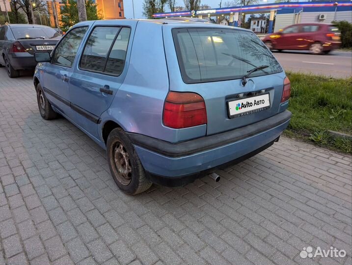 Volkswagen Golf 1.8 МТ, 1993, 350 000 км