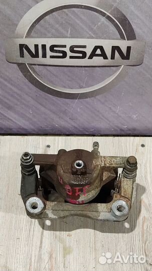 Суппорт тормозной перед Nissan qashqai J10 Прав