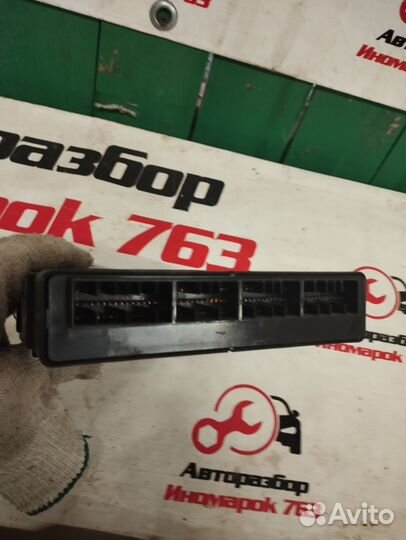 Блок управления двс Mitsubishi Lancer Cedia CS2A