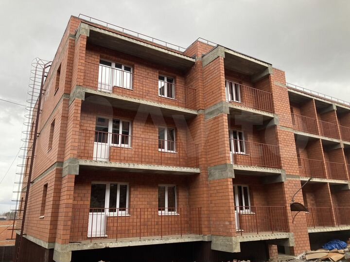 2-к. квартира, 42 м², 2/3 эт.