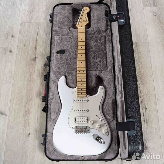 Fender Juanes Stratocaster Luna White