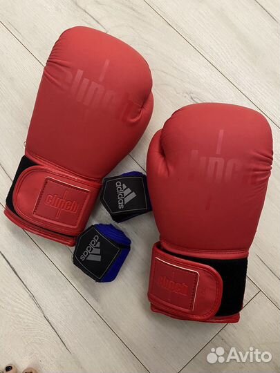 Боксерские перчатки 8oz