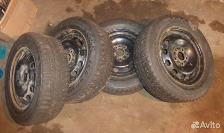 Bridgestone Ice Cruiser5000 195/65 R15 ford focus3