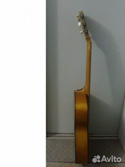 Акустическая гитара (Ленинградка)