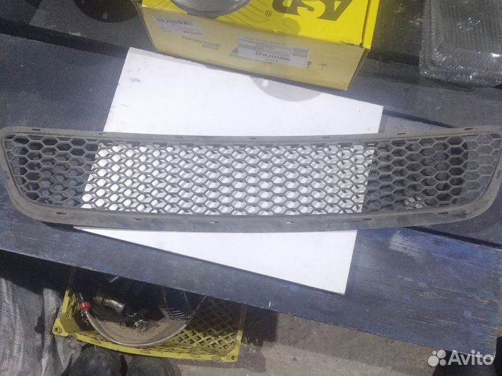 Решетка переднего бампера fiat albea