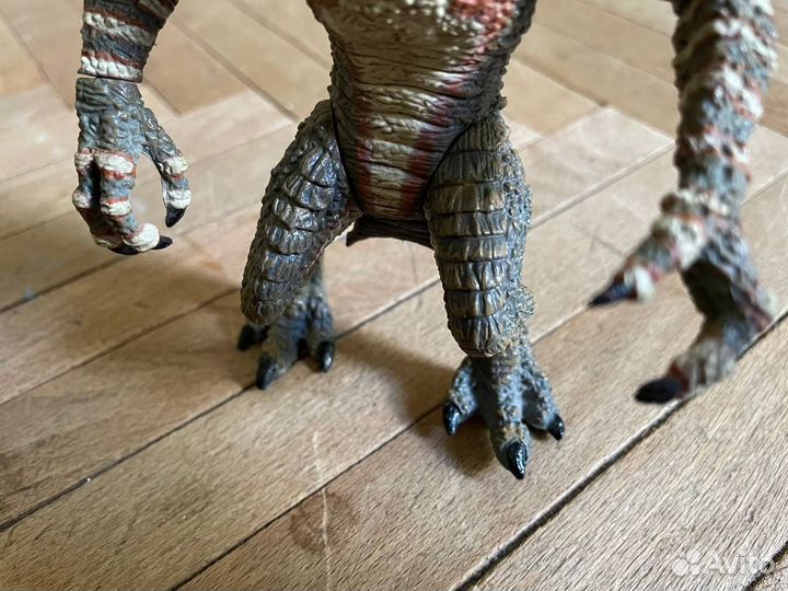 Редкая фигурка Gremlin Stripe