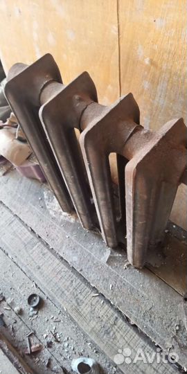 Батарея чугунная