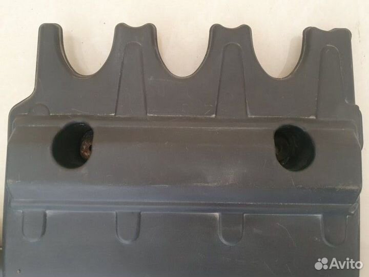 Декоративная крышка двигателя Rover 75 седан