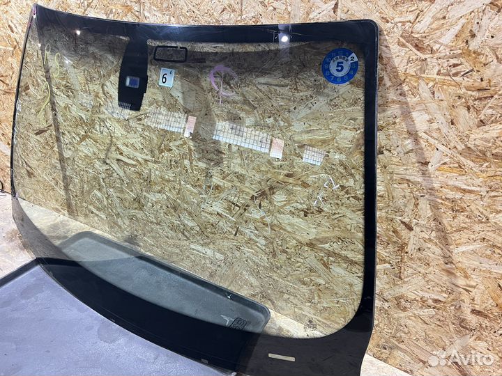 Стекло лобовое BMW E92 E93