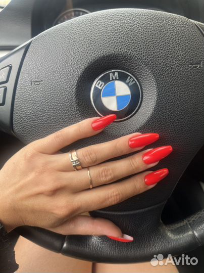 Наращивание ногтей