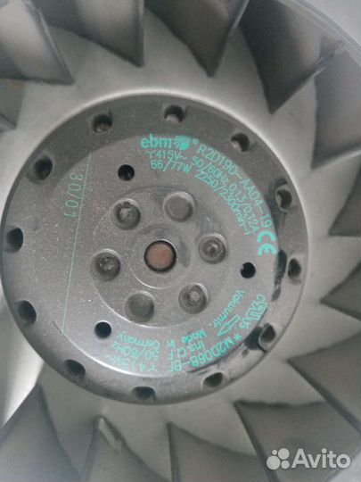 Вентилятор ebm r2d190-aa04-19