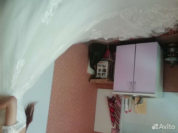 Свадебное платье 44 46 бу
