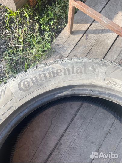 Continental ContiTrac Radial ST 245/50 R19