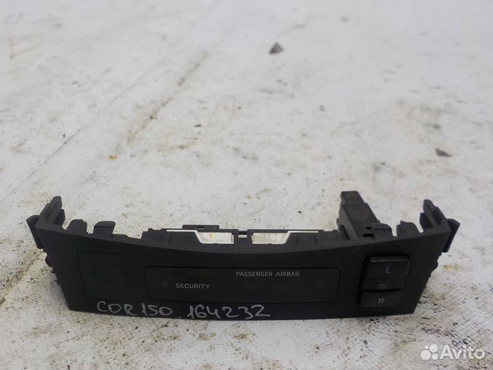 Информационный дисплей Toyota Corolla 150