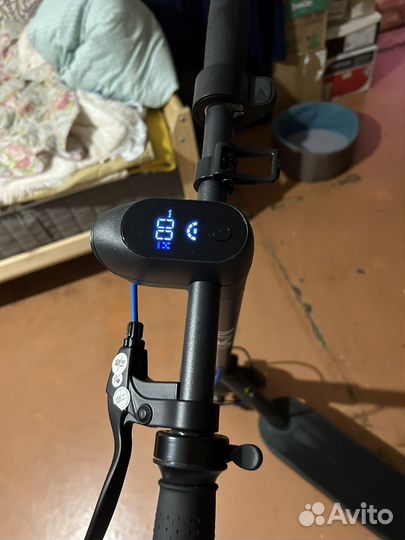 Электросамокат okai ES520B серый