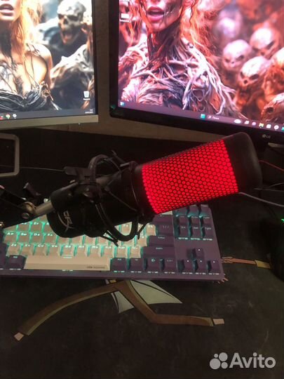 Студийный микрофон