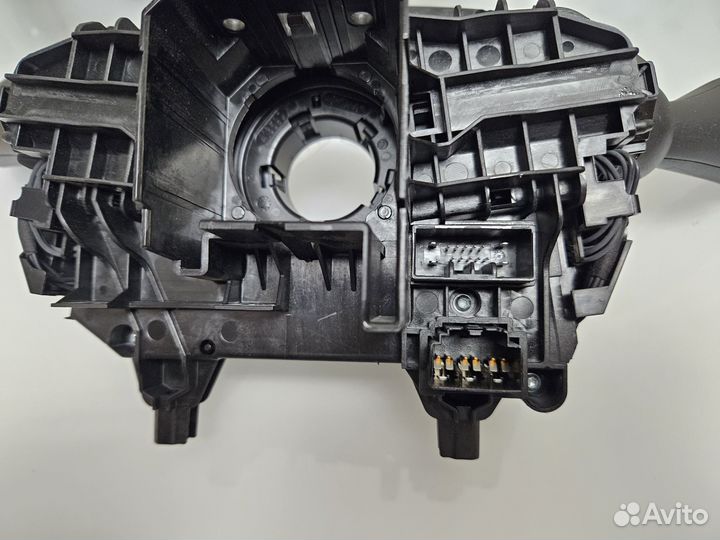 Подрулевой переключатель XC60 2 SPA 31443884