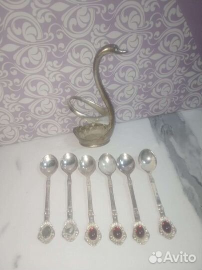 Набор ложек на подставке Лебедь