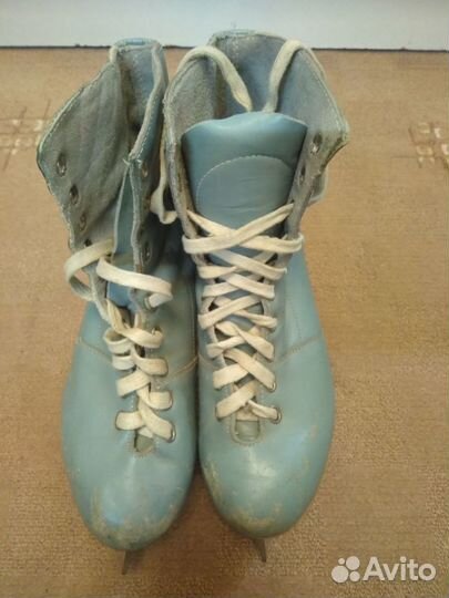 Коньки фигурные, р-р 23,5(37) кожаные ботинки,ссср