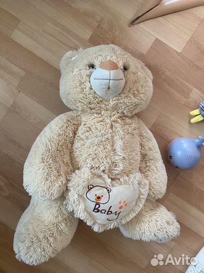 Плюшевый медведь