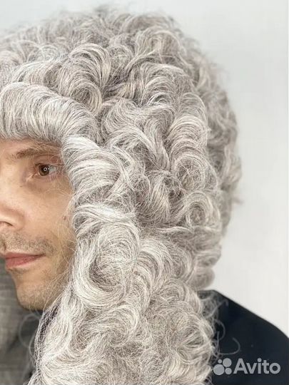 Парики разные на бал, маскарад, выступление