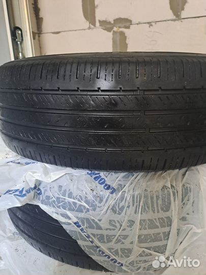 Hankook Dynapro HP2 RA33 215/70 R16