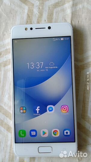 Телефон asus ZenFone 4 Max