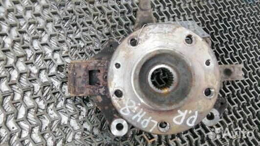 Ступица передняя правая renault megane 3 (LPH08N90