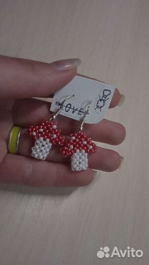 Серьги-грибочки из бисера, ручная работа