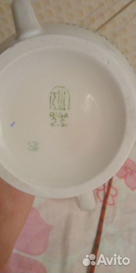 Продам фарфоровый чайный сервис на 6 персон