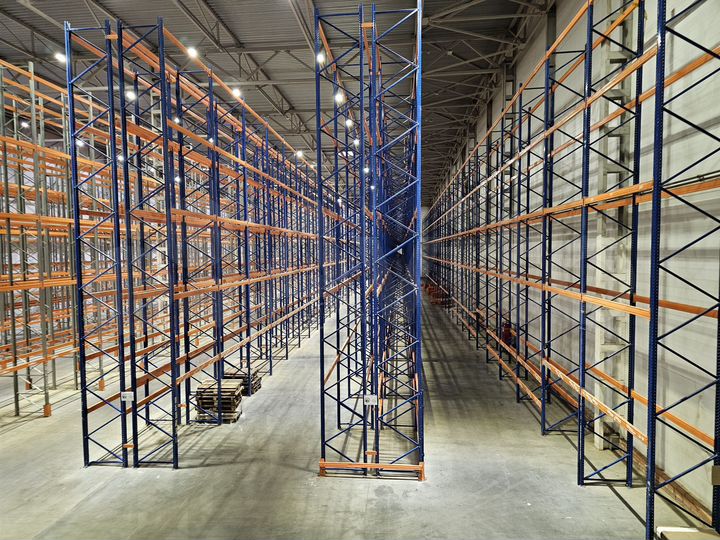 Склад, 42000 м²