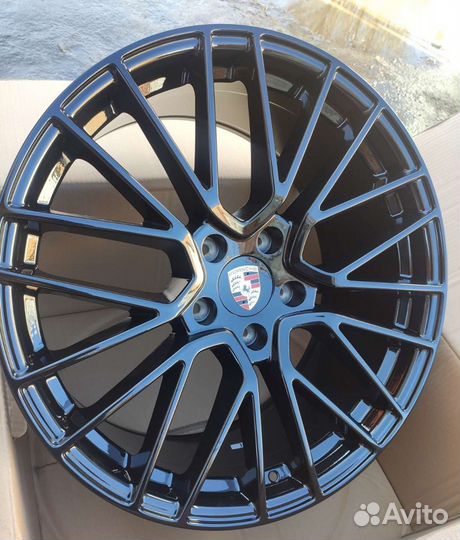 Шины диски и колеса на porsche cayenne lll r21