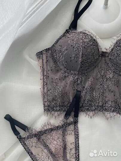 Нижнее белье и корсеты ручной работы