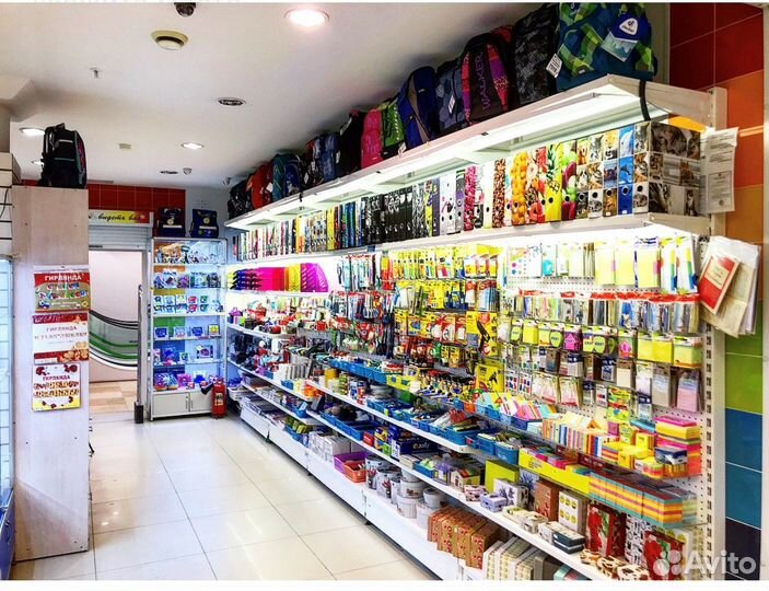 Магазин канцелярских товаров в спальном районе/ 15