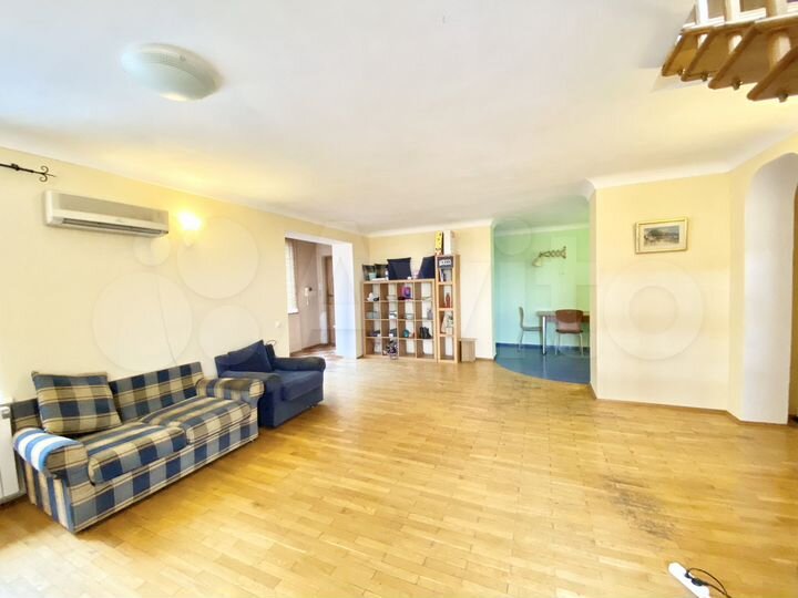 3-к. квартира, 155 м², 10/11 эт.