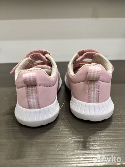 Кроссовки детские