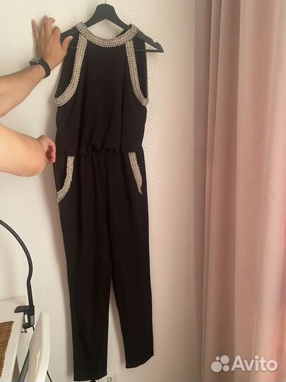 Комбинезон черный с бусинами