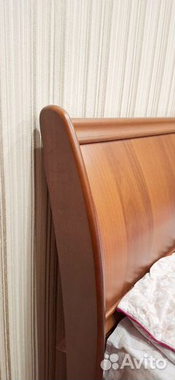Кровать двухспальная 160 200