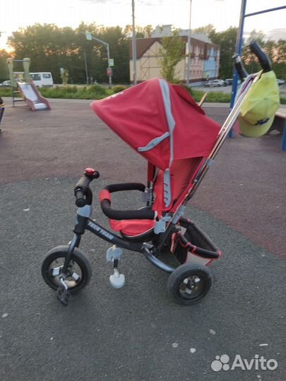 Велосипед с родительской ручкой