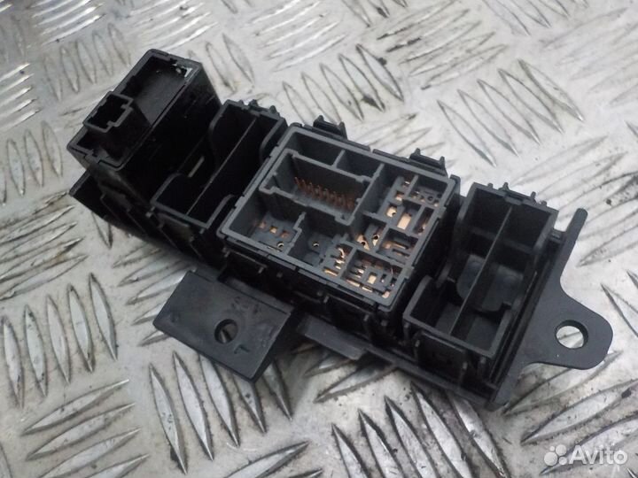 Кнопка Nissan Tiida 2007