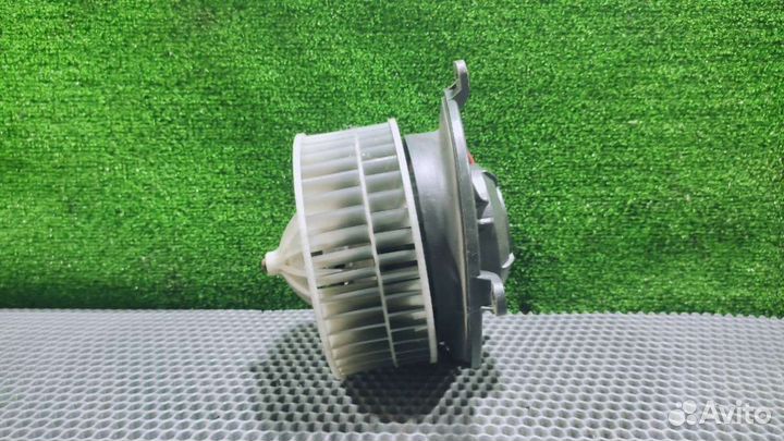 Моторчик печки Mercedes E W211 A2308210251