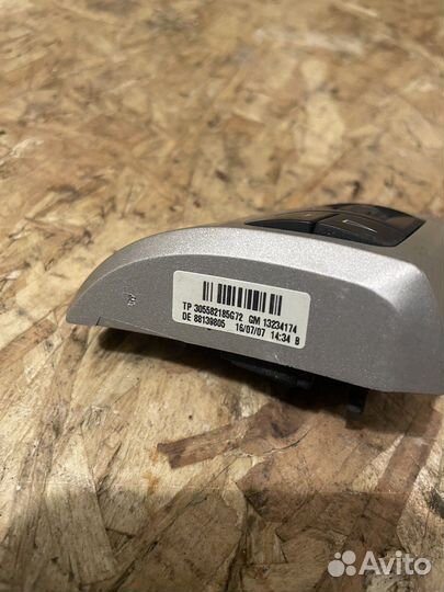 Кнопки на руль Opel 13234174